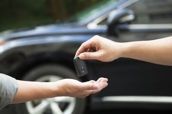 Achat et location de voiture auprès d'un spécialiste auto Hyères